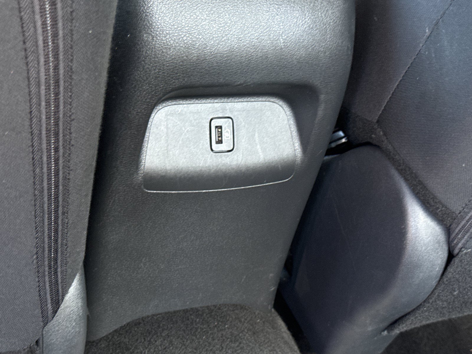 Used 2024 Nissan Sentra SV FWD image 14