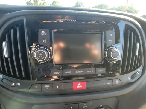 Used 2021 RAM ProMaster City Tradesman SLT image 24