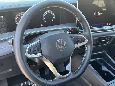 Used 2026 Volkswagen Tiguan SE AWD/4WD image 53