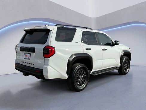 Used 2025 Toyota 4Runner SR5 AWD/4WD image 5