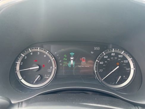 Used 2020 Toyota Highlander Limited FWD image 37