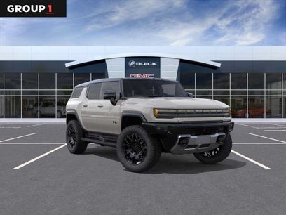 New 2026 GMC Hummer EV SUV w/ LPO, Dark Essentials Package