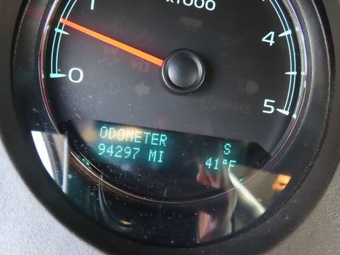 Used 2014 Chevrolet Silverado 3500 LTZ w/ LTZ Plus Package image 19