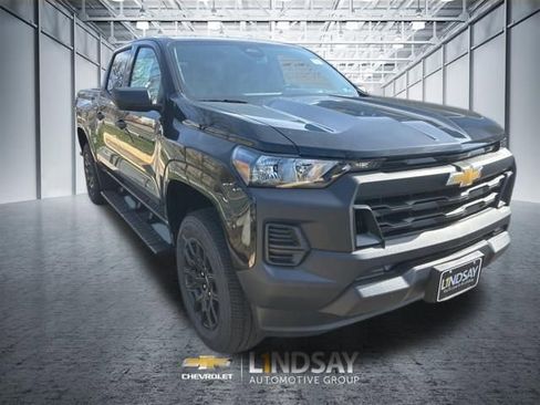 New 2026 Chevrolet Colorado W/T w/ WT Custom Package image 3