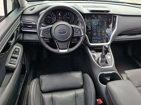 Used 2023 Subaru Outback Touring AWD/4WD image 11