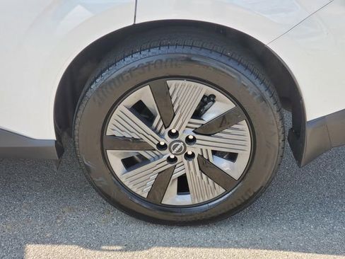 Certified 2025 Nissan Murano SL AWD/4WD image 12