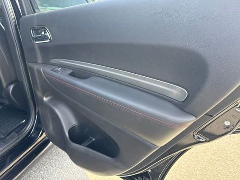 Used 2018 Dodge Durango R/T w/ Blacktop Package AWD/4WD image 11