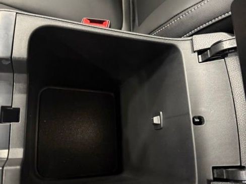 New 2025 Jeep Grand Cherokee Limited w/ Trailer Tow Package image 14