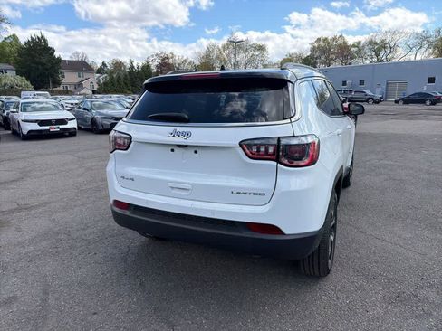 Used 2025 Jeep Compass Limited AWD/4WD image 17