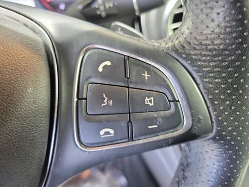 Used 2018 Mercedes-Benz GLC 300 image 19