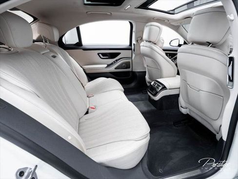 Used 2022 Mercedes-Benz S 500 4MATIC image 48