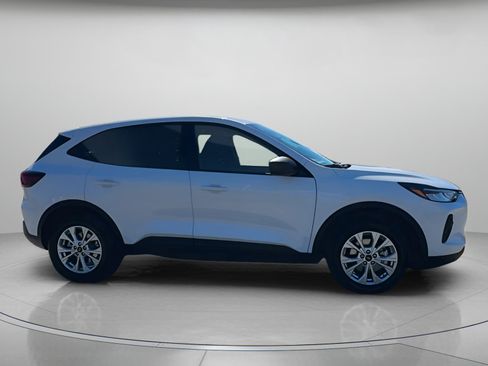 New 2026 Ford Escape Active w/ Cold Weather Package FWD image 37
