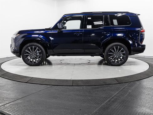 New 2026 Lexus GX 550 image 9