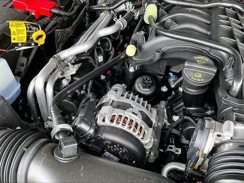 New 2025 Jeep Gladiator Sport AWD/4WD image 20