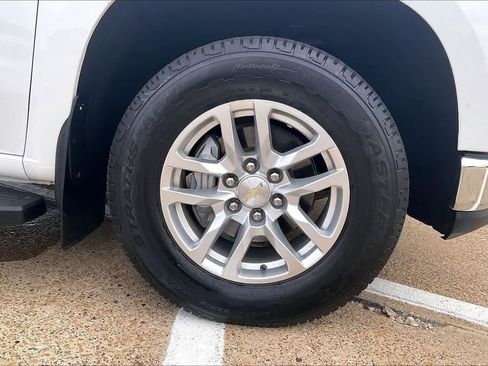 Used 2021 Chevrolet Silverado 1500 LTZ w/ Technology Package image 8