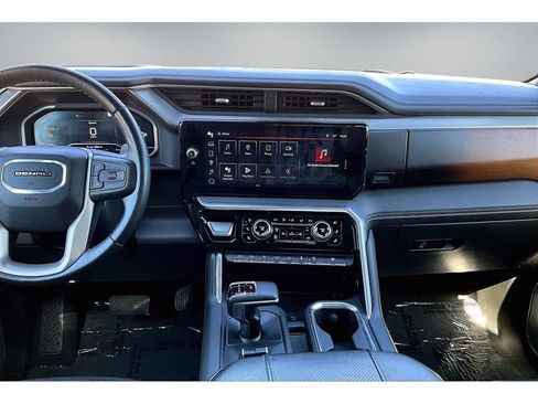Used 2023 GMC Sierra 1500 Denali AWD/4WD image 10