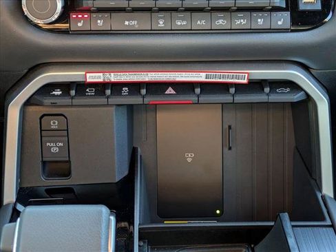 Used 2025 Toyota Tundra Platinum image 17