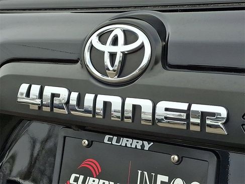 Used 2021 Toyota 4Runner TRD Off-Road Premium w/ Moonroof Package image 30