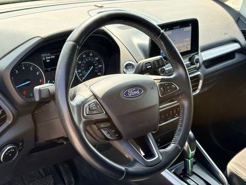 Used 2018 Ford EcoSport SE FWD image 12