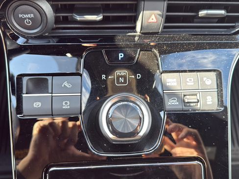 Used 2023 Subaru Solterra AWD image 30