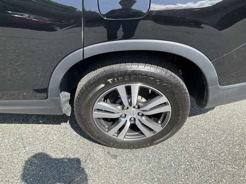 Used 2018 Honda Pilot EX image 10