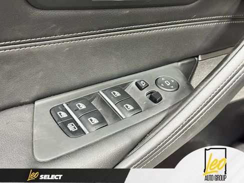Used 2022 BMW 540i w/ M Sport Package RWD image 18