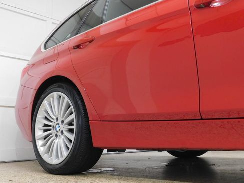 Used 2015 BMW 328i xDrive Wagon AWD/4WD image 7