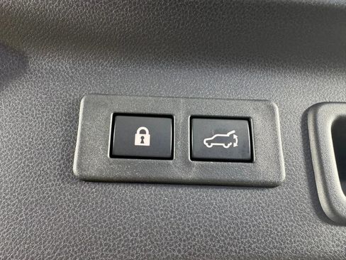 Used 2026 Subaru Forester Premium AWD/4WD image 31