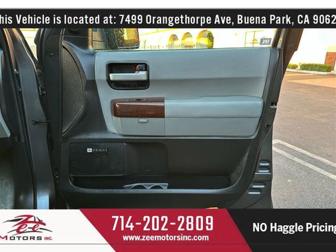 Used 2011 Toyota Sequoia Platinum image 52