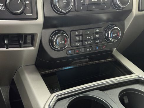 Used 2021 Ford F250 Lariat image 15