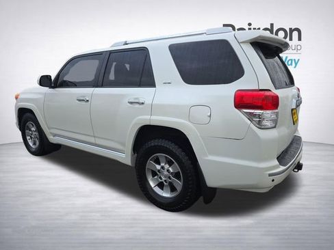 Used 2011 Toyota 4Runner SR5 RWD image 5