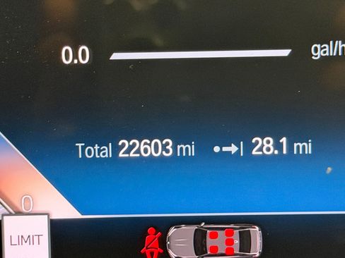 Certified 2024 BMW 330i Sedan w/ Premium Package image 28