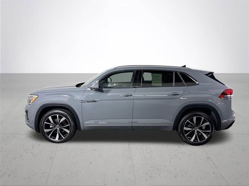 Certified 2025 Volkswagen Atlas Cross Sport SEL Premium R-Line AWD/4WD image 9