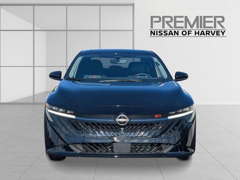 New 2026 Nissan Sentra SR w/ SR Premium Package FWD image 8