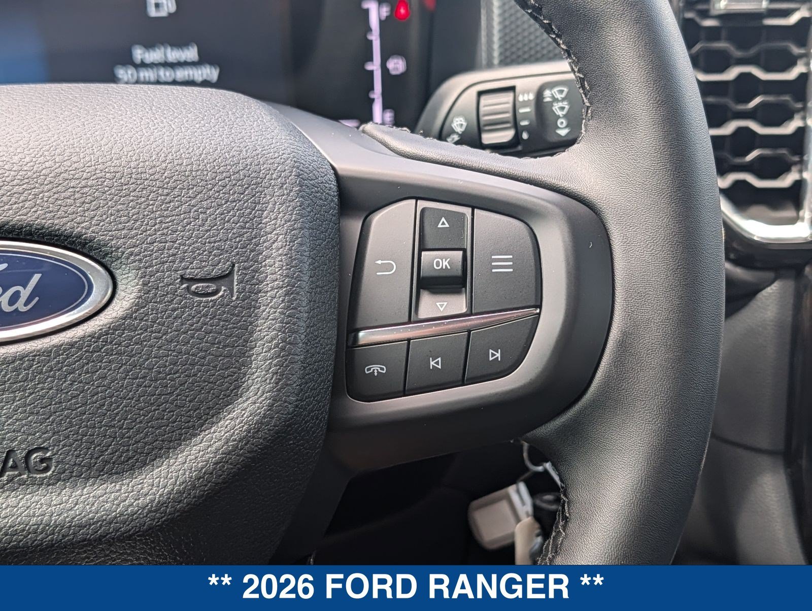 New 2026 Ford Ranger XLT w/ Black Appearance Package RWD image 27