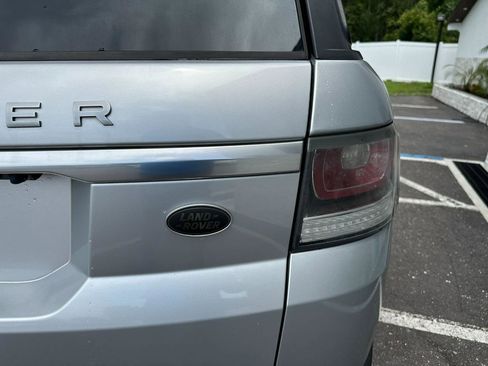 Used 2016 Land Rover Range Rover Sport SE AWD/4WD image 5
