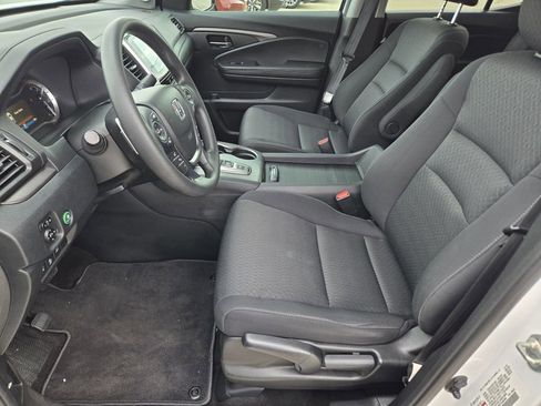 Certified 2020 Honda Ridgeline Sport image 17