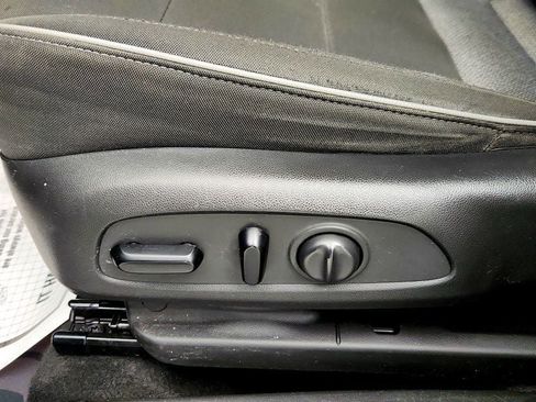 Used 2021 Chevrolet TrailBlazer LT image 11