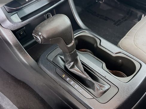 Used 2019 Chevrolet Colorado W/T image 18