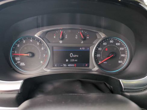 Used 2023 Chevrolet Traverse LT FWD image 12
