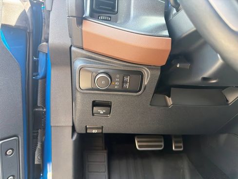 Used 2024 Ford Bronco Outer Banks AWD/4WD image 14
