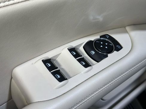 Used 2017 Lincoln MKZ Premiere image 33