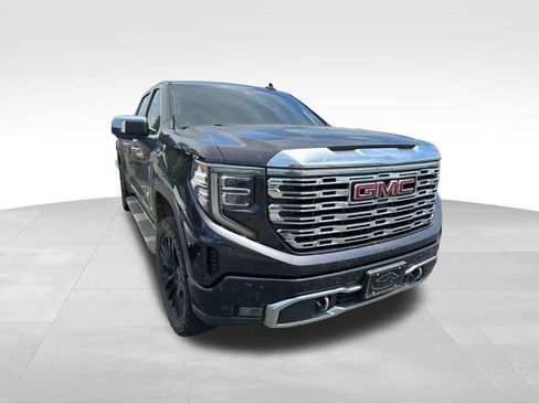 Used 2022 GMC Sierra 1500 Denali AWD/4WD image 9