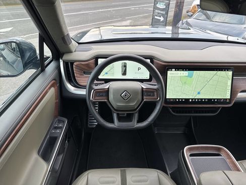 Used 2023 Rivian R1S Adventure image 35