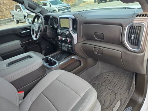 Used 2021 GMC Sierra 1500 SLT w/ SLT Premium Plus Package image 31
