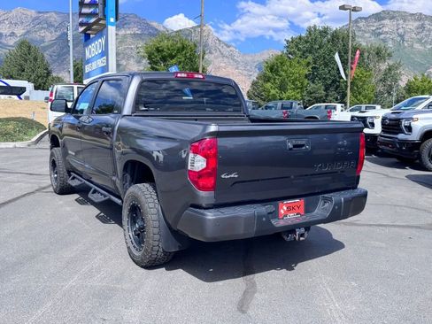 Used 2017 Toyota Tundra SR5 w/ SR5 Upgrade Package AWD/4WD image 5