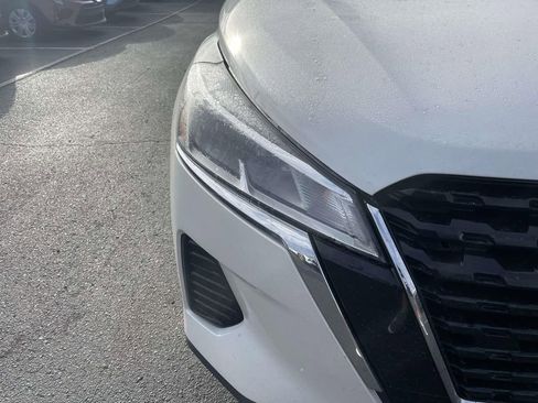 Used 2024 Nissan Kicks SV image 17