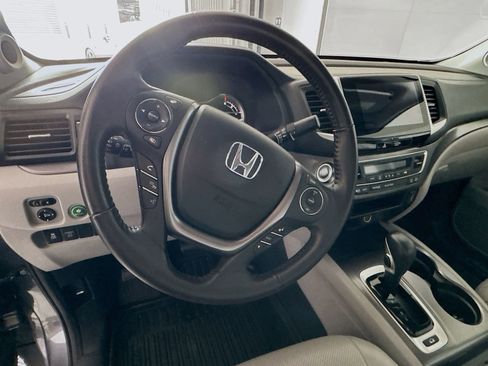 Used 2019 Honda Ridgeline RTL-T image 8
