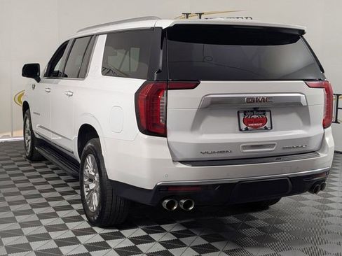Certified 2023 GMC Yukon XL Denali image 5