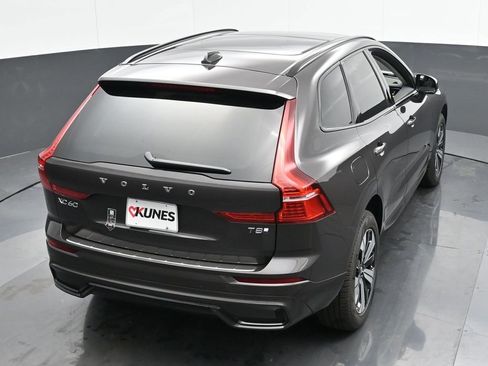 New 2025 Volvo XC60 T8 Core w/ Protection Package Premier image 32